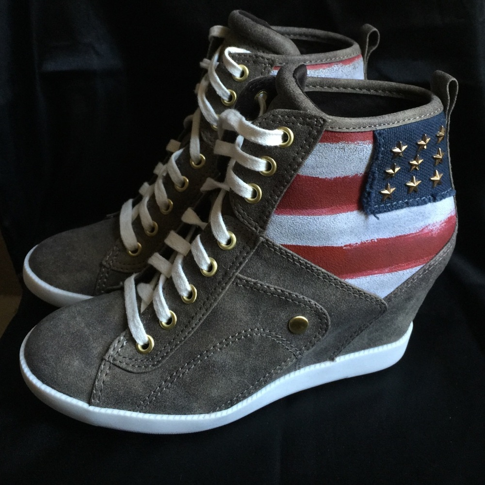 GUESS sneaker wedges